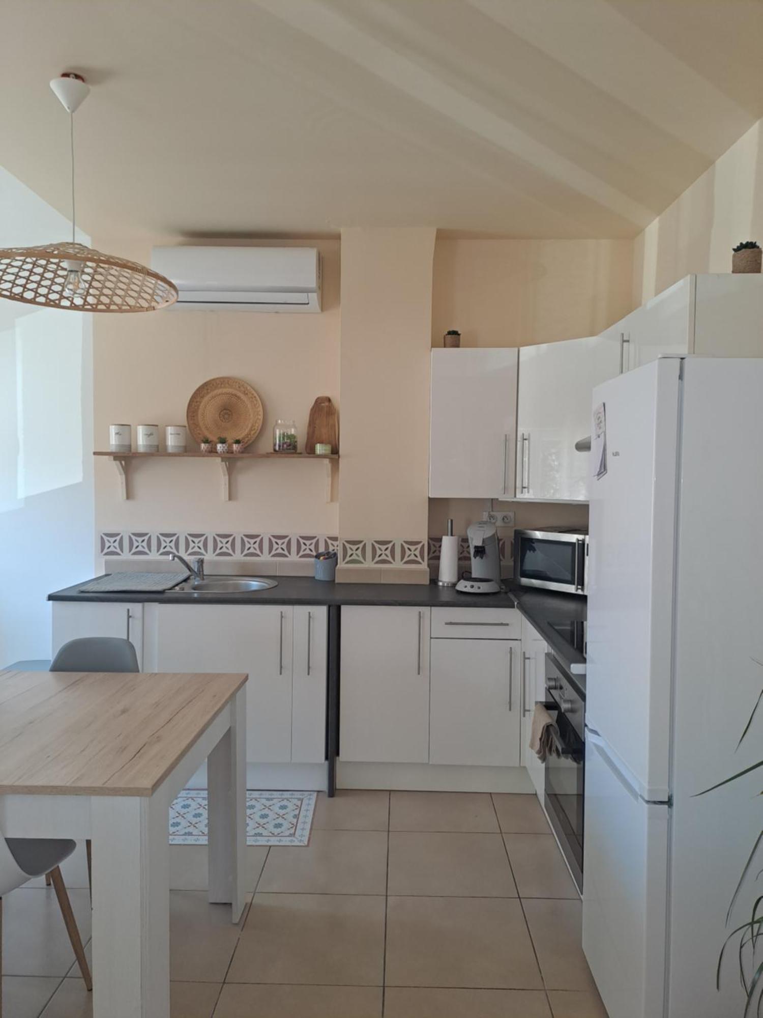 Ferienwohnung T2 Refait A Neuf Calme Et Agreable Narbonne Exterior foto